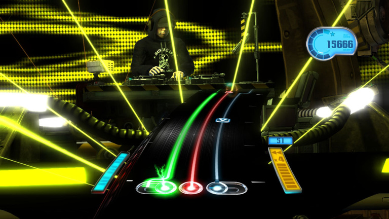 Les premières images de DJ Hero