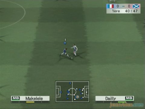 Pro Evolution Soccer 4 : Un bleu, un vrai
