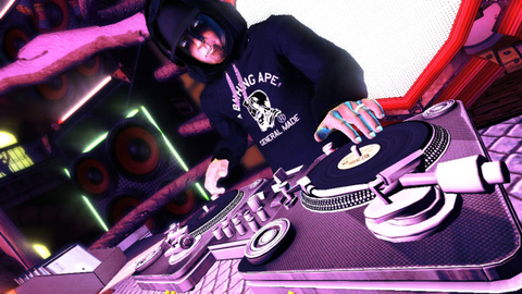 Les premières images de DJ Hero
