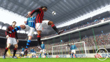 FIFA écrase PES