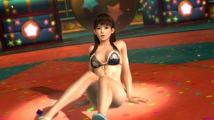 Dead or Alive 5 : DLC bikinis ou à poils Dead or Alive 5 : DLC bikinis ou à poils