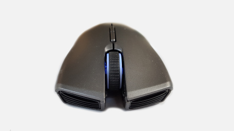 Test Razer Lancehead sans-fil : Pas facile d'être une souris gamer en 2017