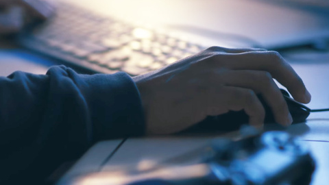 Développeurs supprimés des crédits : Entre erreurs et incompréhensions