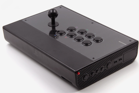 Sélection des meilleurs manettes, volants et sticks arcade pour PlayStation 4