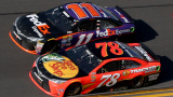 NASCAR Heat Evolution : Sortie de piste incontrôlée