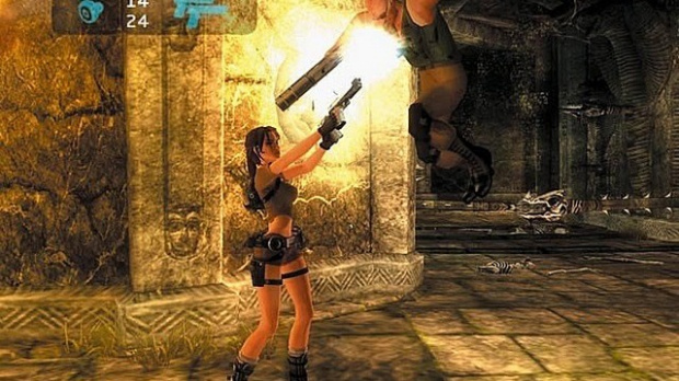 Tomb Raider Legend fait de la varappe