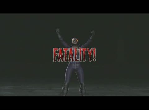 Mortal Kombat vs DC Universe : Finishing Moves - Sonya, Catwoman et Sub Zero