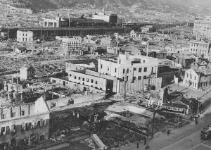 1945 : Réparer dans l'après-guerre
