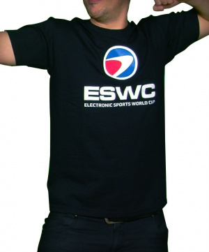 Tee-shirt officiel ESWC et produits de l'univers Nintendo en promo