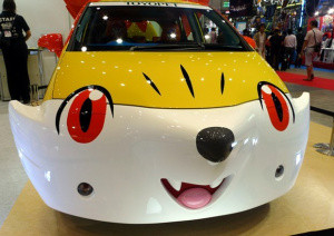 Une voiture Pikachu présentée par Toyota
