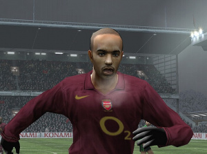 PES 5 : Thierry Henry fait la star