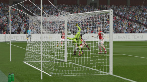 FIFA 15 se patche et améliore l'IA de ses gardiens