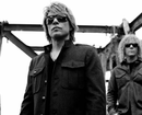 Bon Jovi soutient Courtney Love