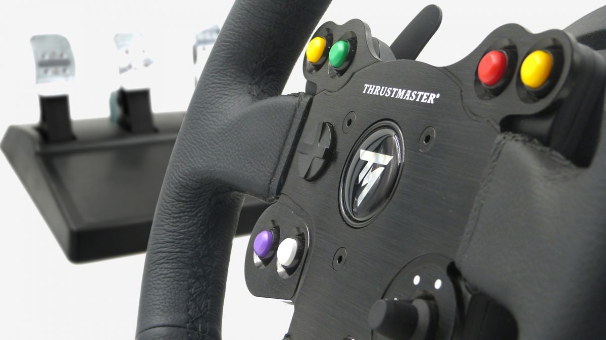 Test du volant Thrustmaster TX Racing Wheel Leather Edition : La véritable  référence sur Xbox One ? - Comparatif : 20 volants de course à l'essai,  entre 80 et 1600€ - jeuxvideo.com