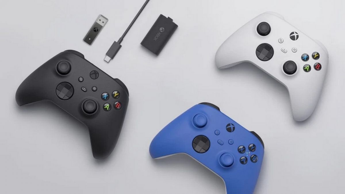 TECH Xbox Series  Présentation de la manette Shock Blue et de la batterie  rechargeable 