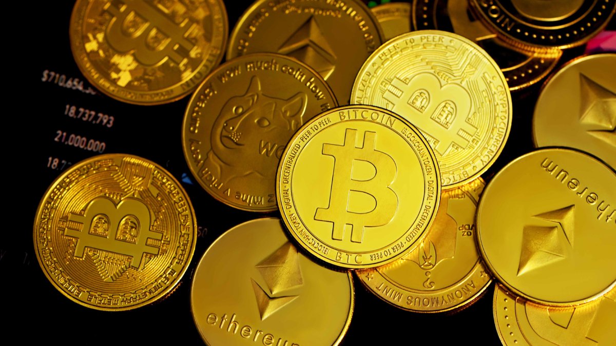 Que vont devenir les 20 268 cryptos si Bitcoin rechute ? - jeuxvideo.com