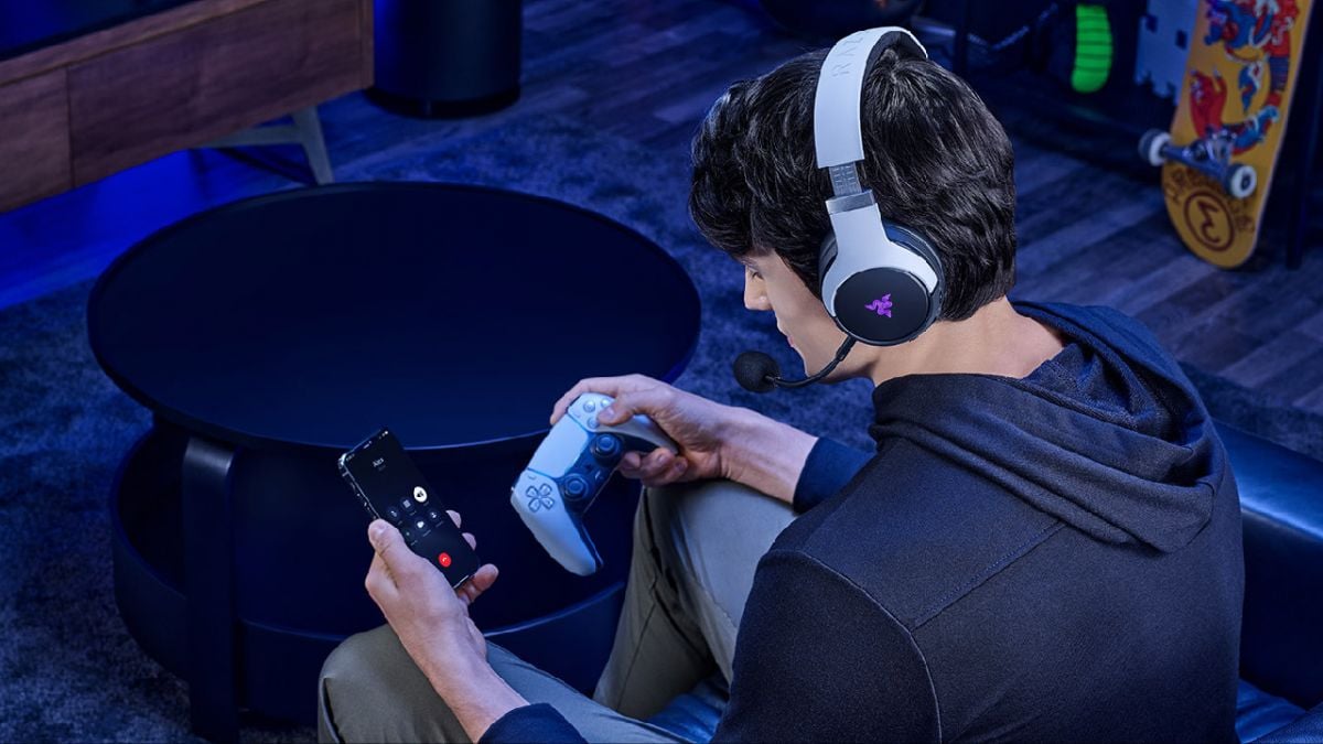Corsair lance le HS55 Wireless Core, un casque gaming à double connectique  sans-fil