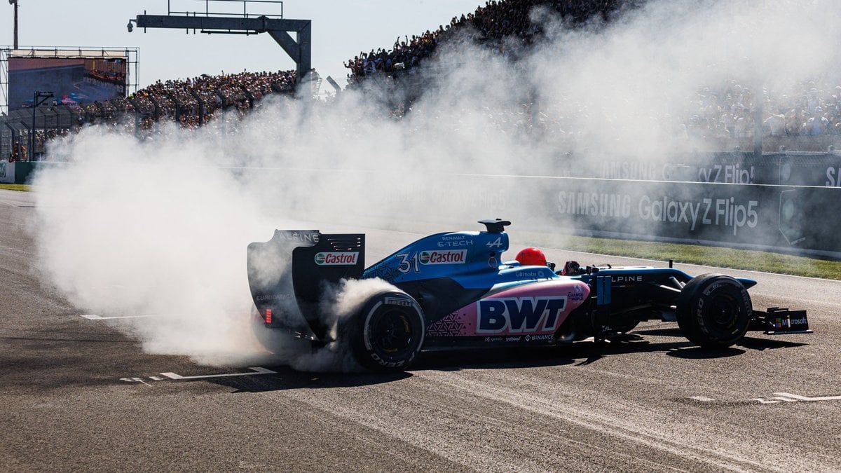 " Y'a rien de drôle" Il y a eu une blessée au GP Explorer de Squeezie