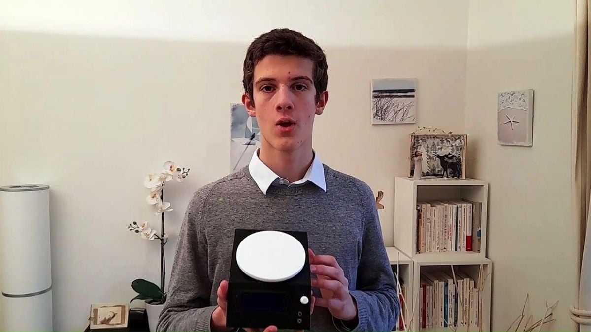 À 17 ans, un lycéen français vient d'inventer le Moltimètre : une balance qui sert à mesurer un élément très particulier