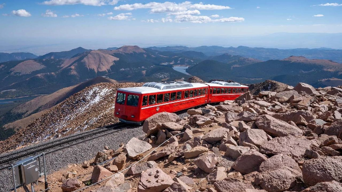 L'Afrique : le continent n'a pas à dire « merci » pour son chemin de fer. –  Train Consultant Clive Lamming, image size:1200x675