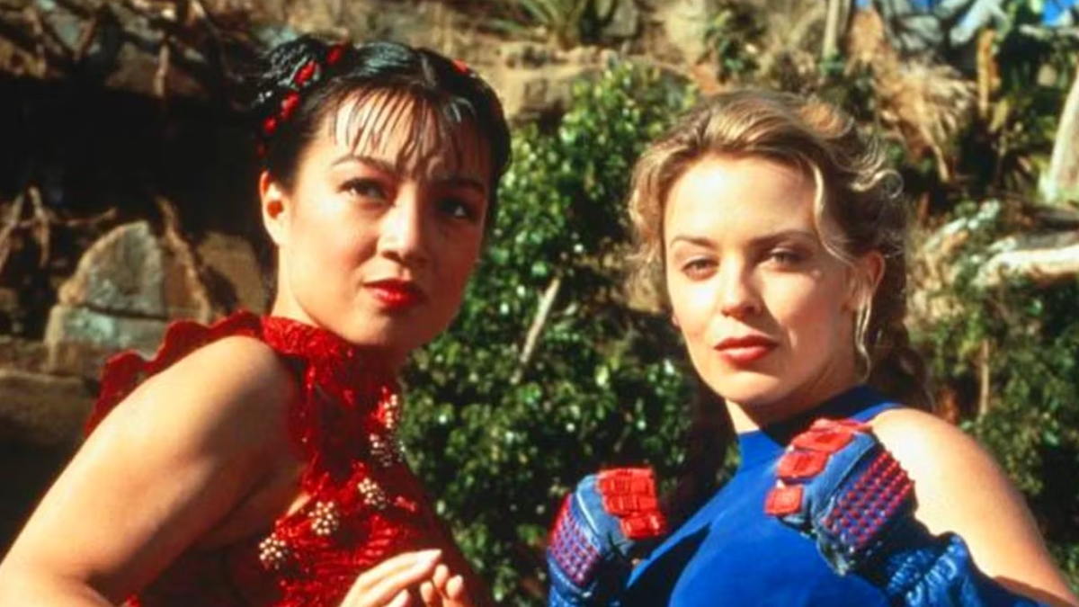 Yaneri vélez mendoza seems attractive, but she appears to