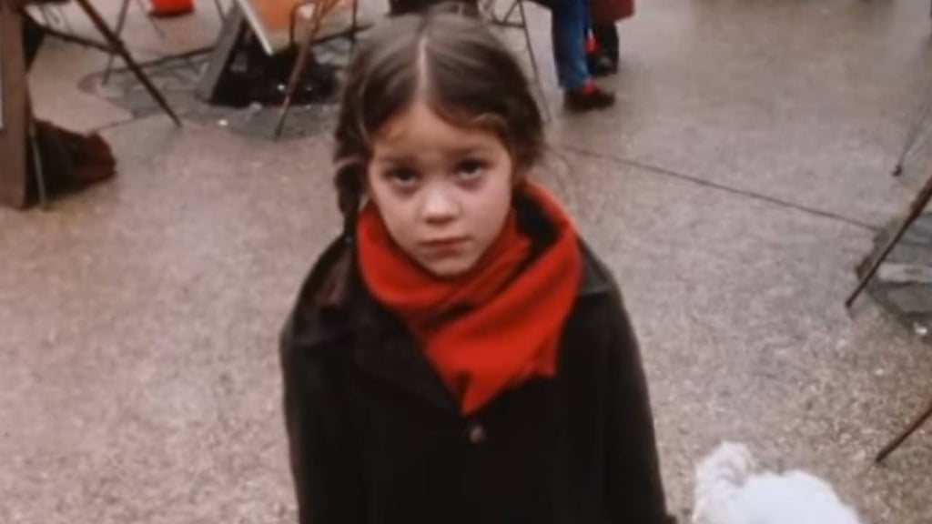 Elle a été la risée du cinéma dans ce film, mais c'est l'une des meilleures actrices françaises de sa génération. Vous ne la reconnaitrez jamais sur cette photo vieille de 42 ans !