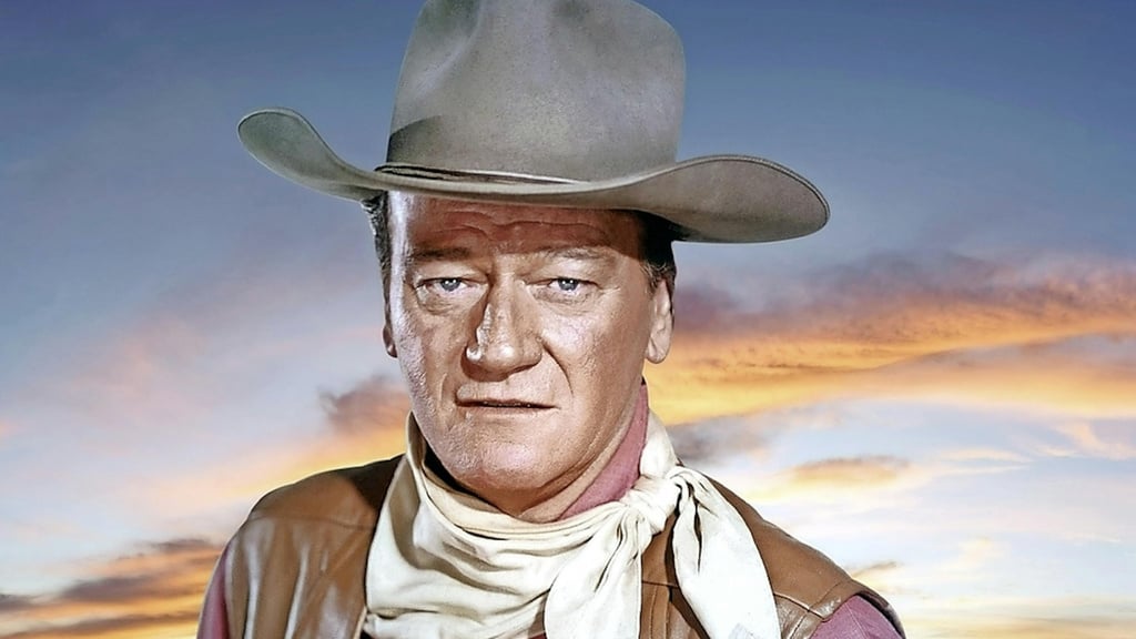 "Je mesurais 1.93m et les femmes étaient petites" John Wayne ne voulait pas jouer dans des westerns : c'est devenu une star du genre