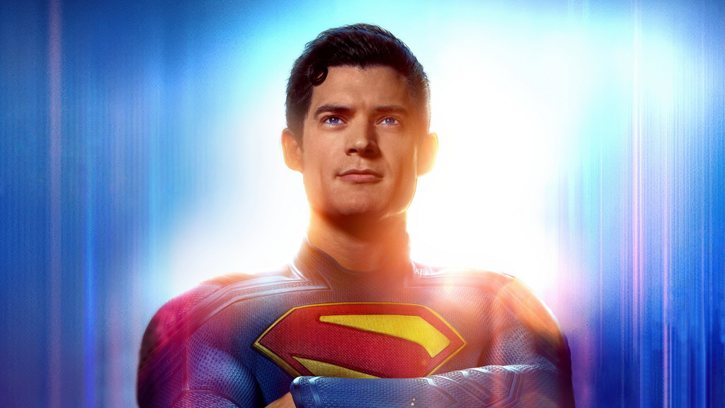 C'est réel ! Superman domine Londres à plus de 300 mètres de hauteur, le film que tout le monde attend en met plein les yeux, en vrai comme au cinéma