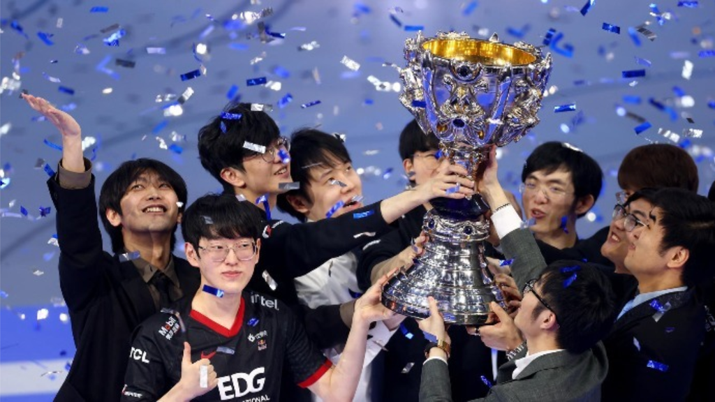 Le meilleur joueur de League of Legends ne connaît rien à de l'univers de LoL