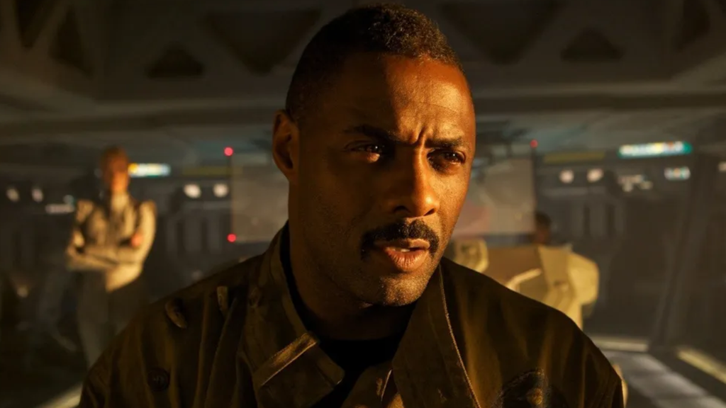 Il y a 9 ans, ce film d'action avec Idris Elba a disparu des cinémas à cause d'un attentat : Il cartonne maintenant sur Netflix