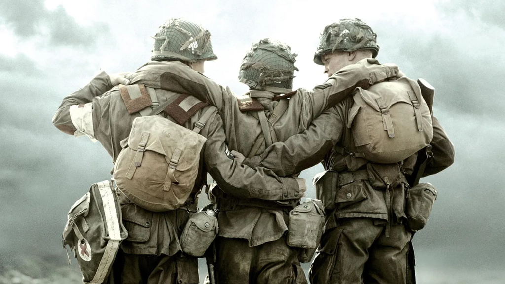 23 ans séparent ces deux excellentes séries de guerre : elles ont pour point commun Steven Spielberg !