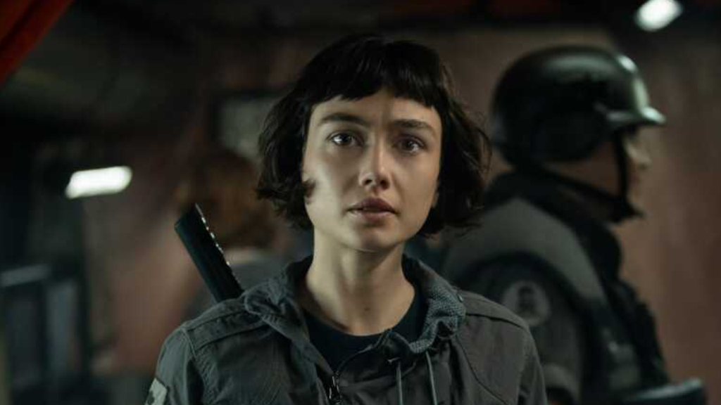 Où se situe Alien Earth dans la timeline de la saga et où est Ellen Ripley à ce moment ?