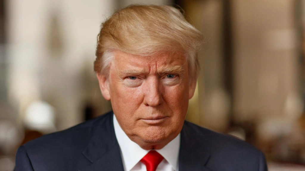 Donald Trump menace de taxer à 100% TOUS les films importés aux Etats-Unis ! Une catastrophe pour l'industrie ?