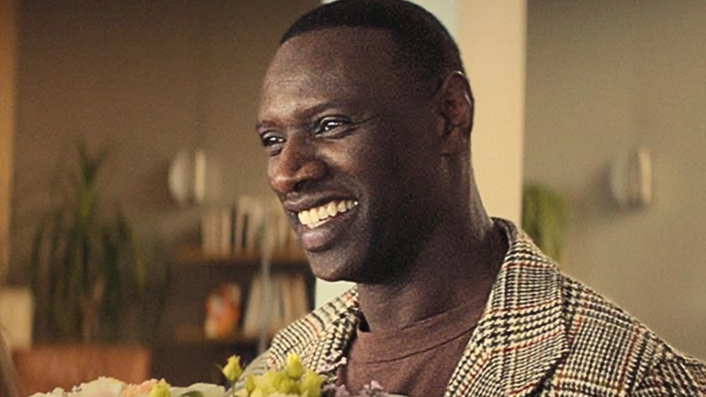 C'est le film qui fait fondre les abonnés Netflix à la rentrée : Omar Sy s'impose dans une comédie romantique