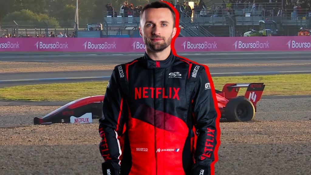 "Pas de chance" Le GP Explorer 3 ne s'est pas passé comme prévu pour Squeezie, voici l'accident dont tout le monde parle...