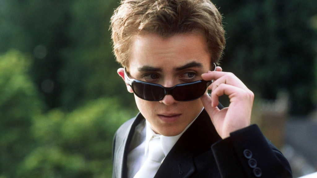 "Je regrette" Le héros de la série Malcolm n'a pas parlé à cette actrice depuis 22 ans !