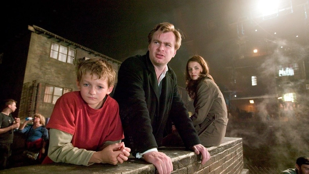 Ce petit garçon innocent de Batman Begins s'est révélé, des années après, l'un des personnages les plus détestés de Game of Thrones