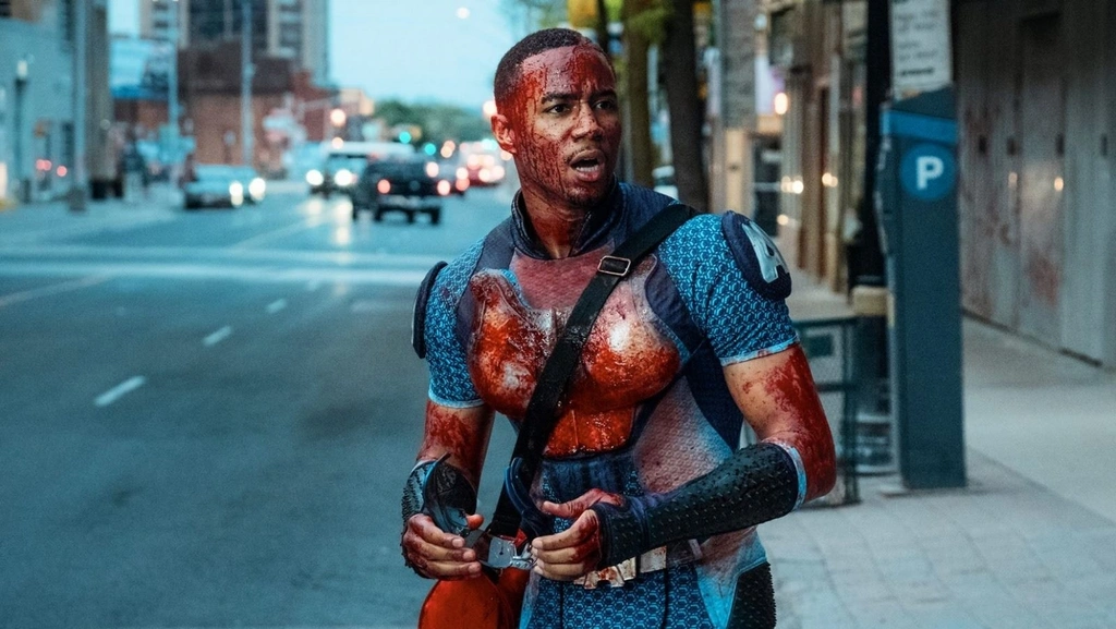 Pour pouvoir se moquer de Marvel et DC, The Boys (Amazon) doit respecter une règle bien précise