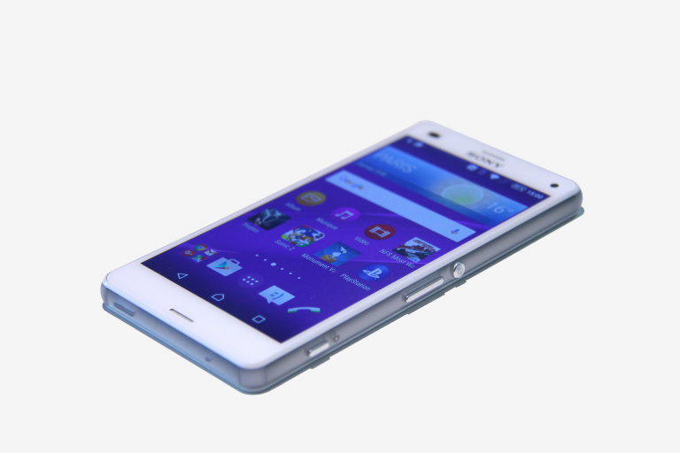 Sony Xperia Z3 Compact, nos impressions : Petit, mais costaud