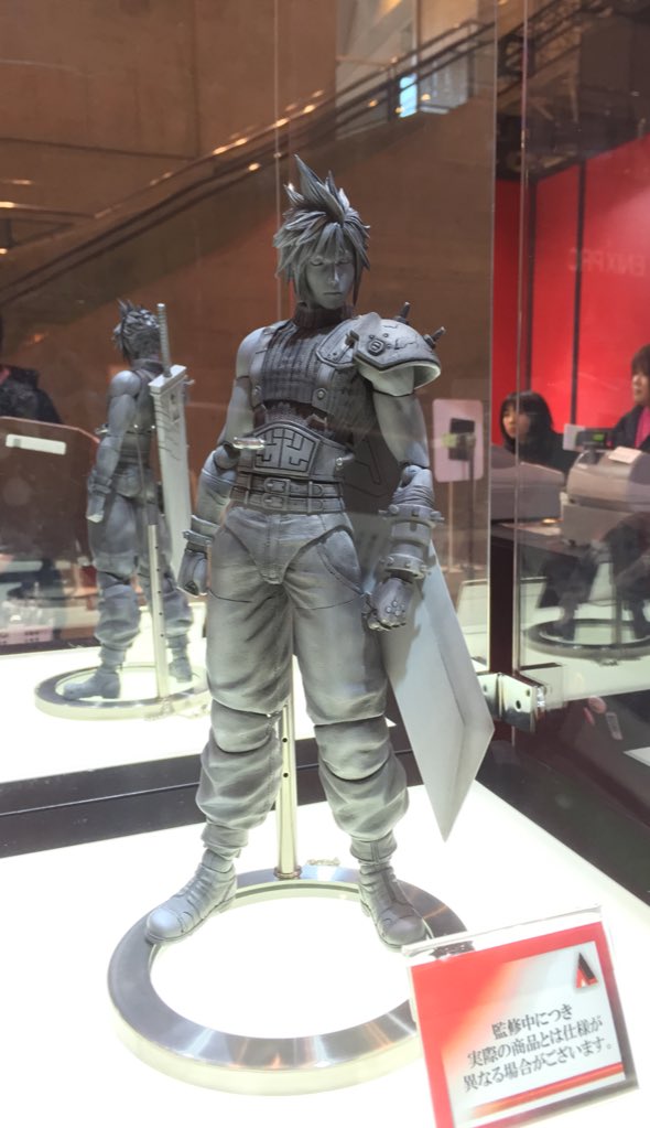 Final Fantasy VII Remake présente ses figurines Play Art Kai !
