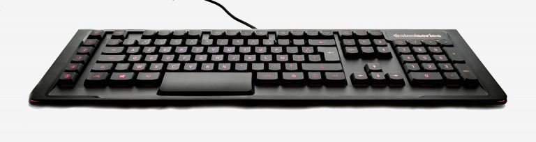 Test SteelSeries Apex M800 : Un clavier qui marque sa différence (et qui le fait bien)