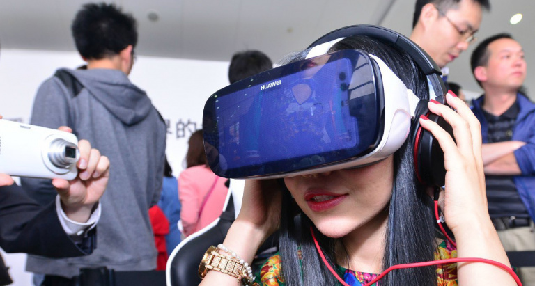 Huawei se met lui aussi à la VR