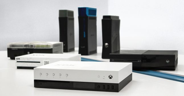 Xbox Scorpio : Les premières photos du devkit