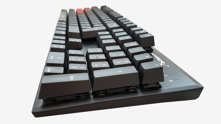 Test HyperX Alloy FPS : Un clavier pour conjuguer loisirs vidéoludiques et mobilité