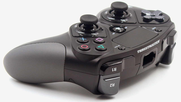 Test Hardware : l'excellente manette modulaire Thrustmaster eSwap Pro rejoint notre comparatif