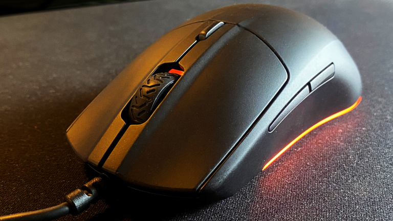 Test souris Steelseries Rival 3 : La référence des petits budgets ?