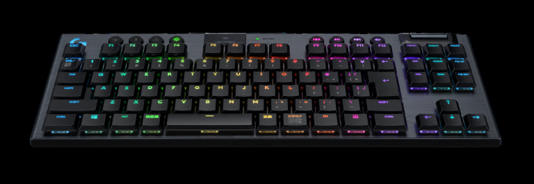 Logitech G : le clavier G915 s’affranchit de son pavé numérique dans sa nouvelle version
