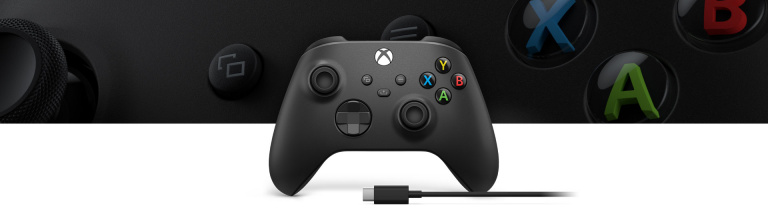 La manette Xbox avec câble pour PC enfin disponible en promo !