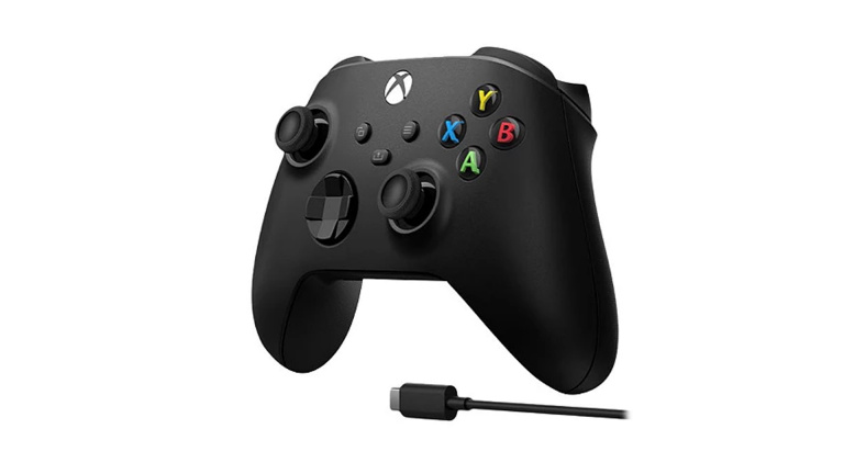 La manette officielle Xbox avec câble USB pour PC à moins de 50€ !
