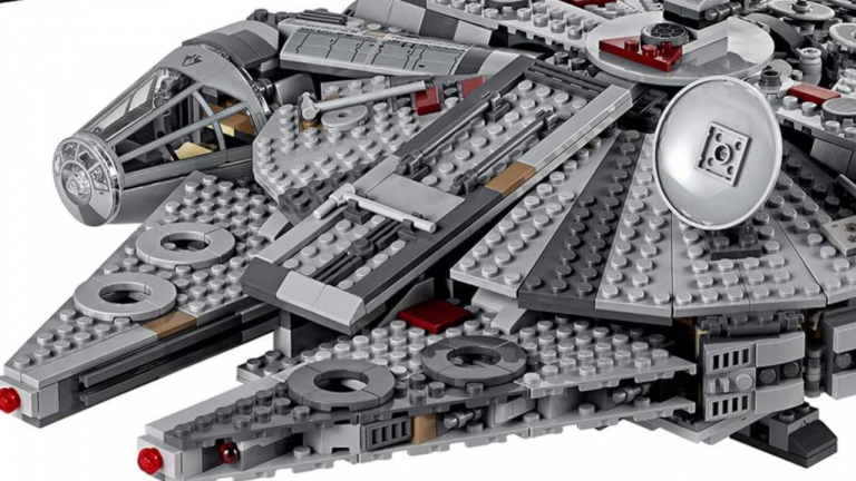 Star Wars : coup de blaster sur le prix du Faucon Millenium LEGO avant les soldes